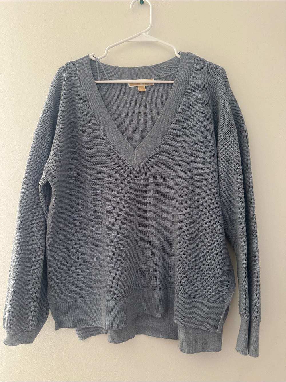 Michael Kors Light Gray V-Neck Waffle Knit Sweater